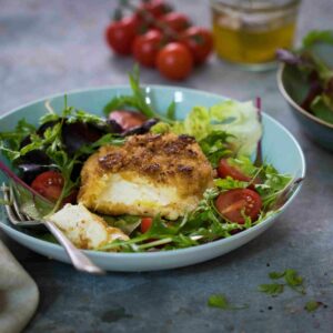 Saint-marcellin pané en salade