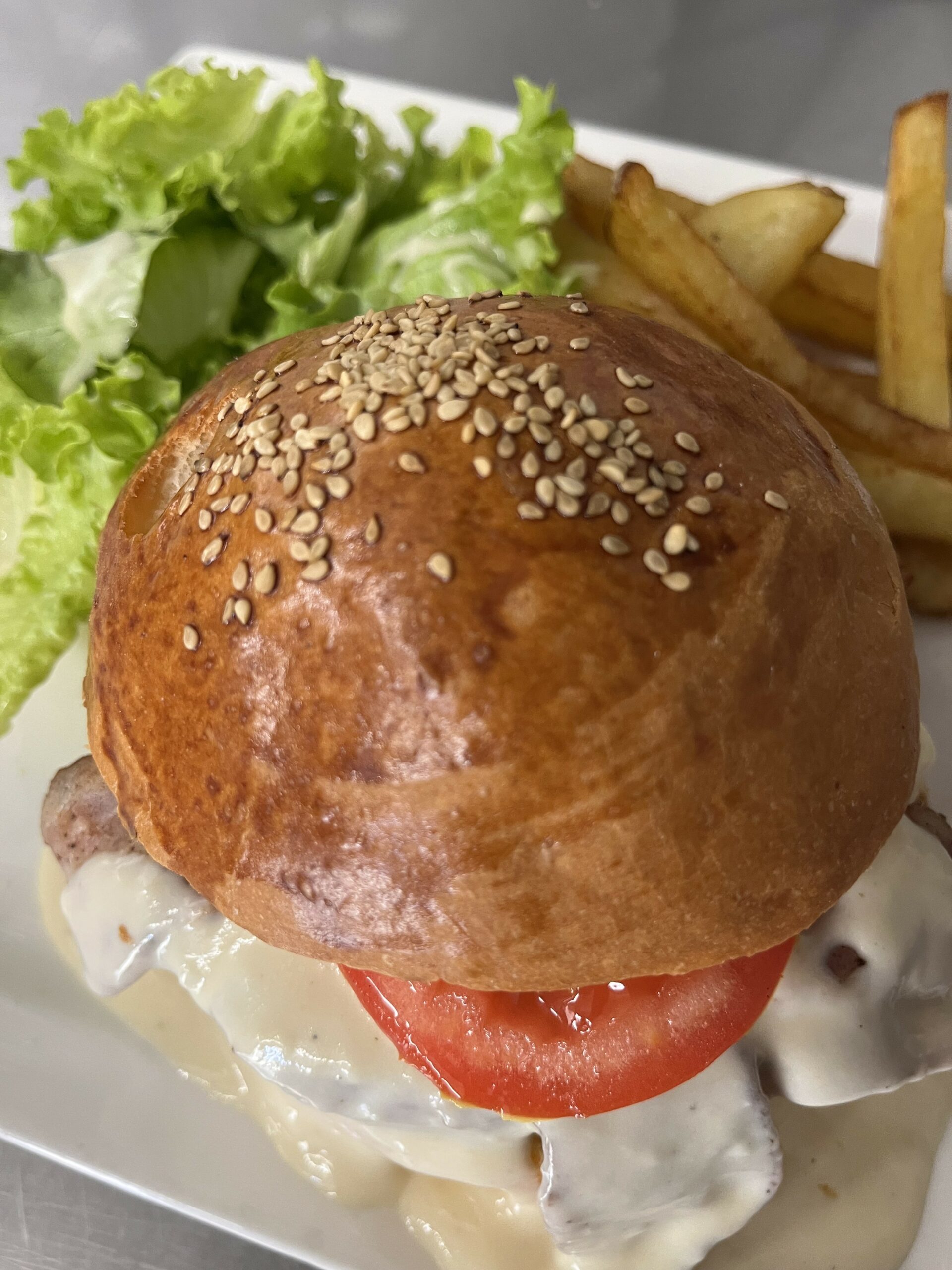 Burger maison du mercredi, restaurant Paolino Lyon
