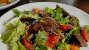 salade lyonnaise aux foies de volaille